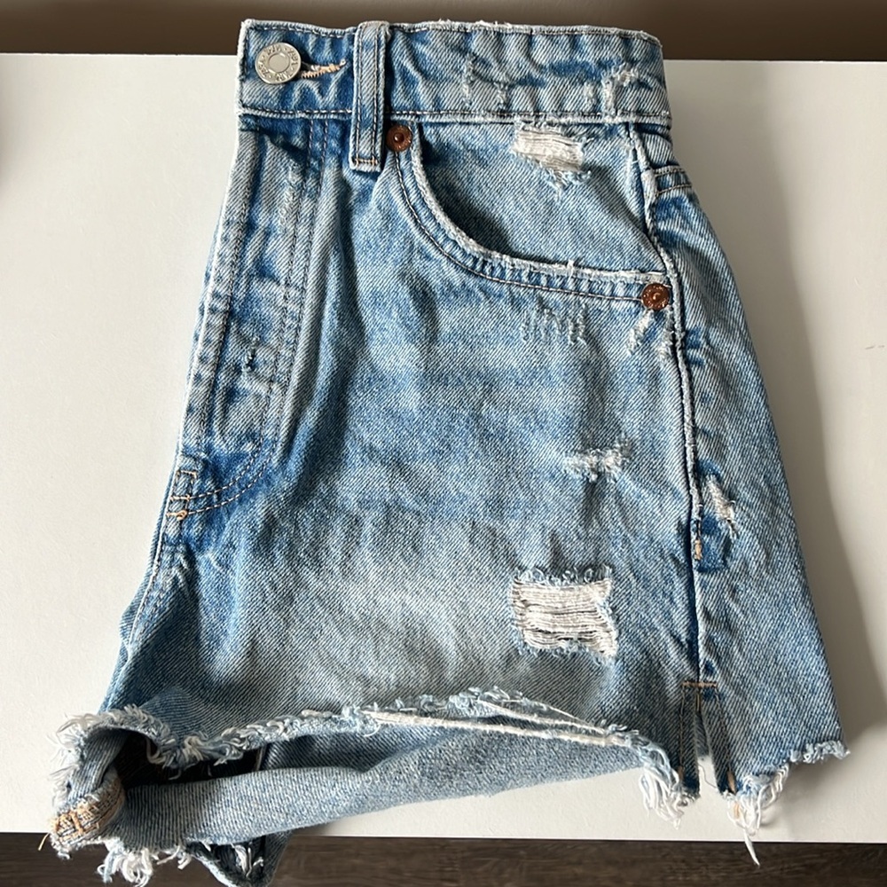 Zara Jean Shorts - Picture 3 of 6